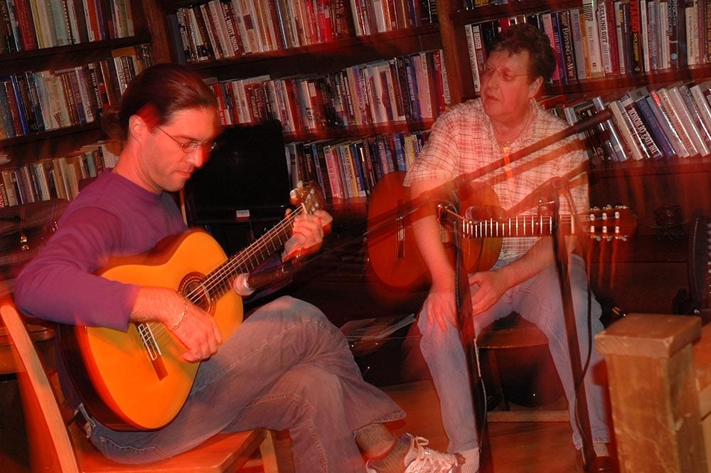 Playing at the 2006 GAL Convention flamenco open mike with R.E. Brune. (image 2 of 2)