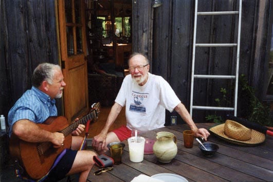 Fabio with Pete Seeger, 2001