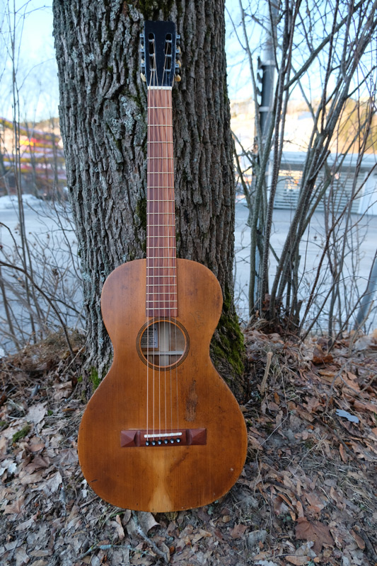 The “Edvin” guitar after restoration. Photo 1 of 7.