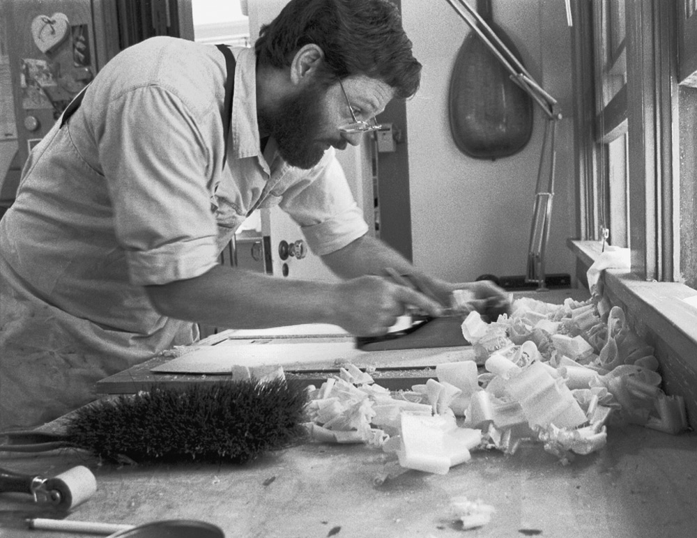 Planing a spruce soundboard in his home shop, 1989. Photo by Jonathon Peterson.
